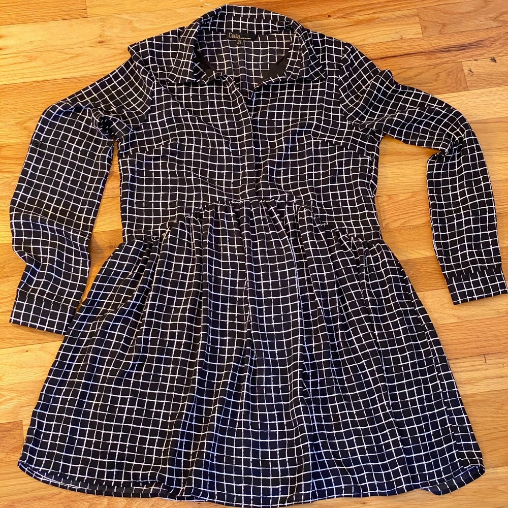 Black Grid Patterned Dress or Tunic
